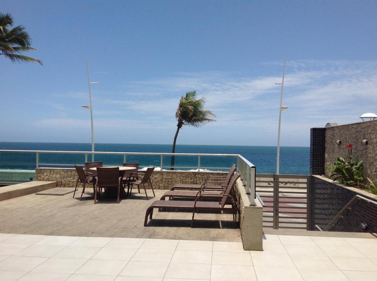 Bahia Flat - Flats Na Barra Apartman Salvador Kültér fotó