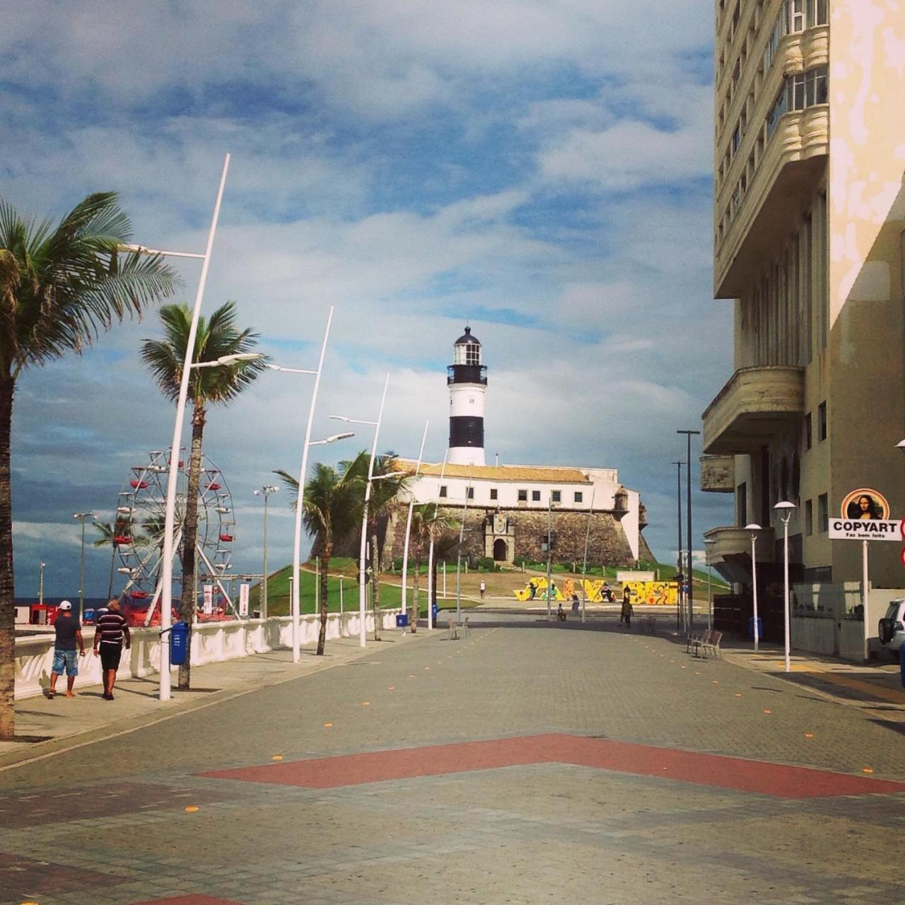 Bahia Flat - Flats Na Barra Apartman Salvador Kültér fotó